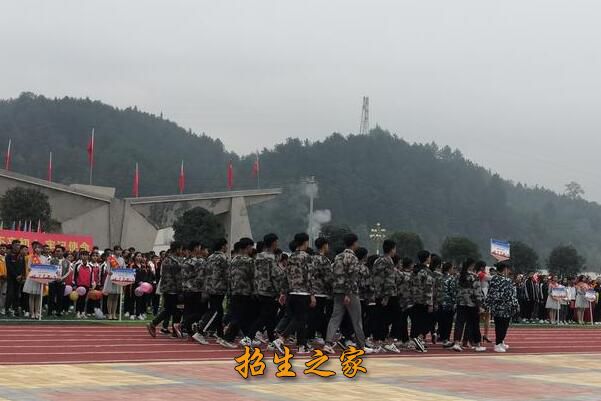 惠水县中等职业学校相册图集