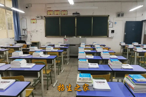 绵阳市游仙职业技术学校相册图集