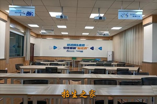 泸州市工业技工学校相册图集