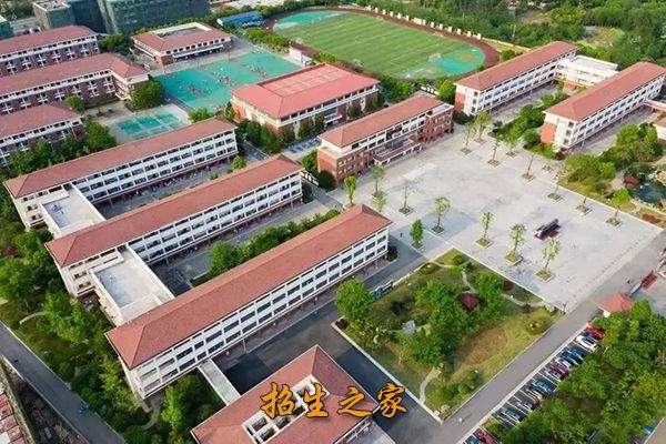 学校俯视图