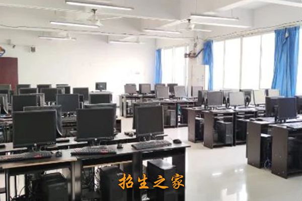 重庆市现代技工学校相册图集