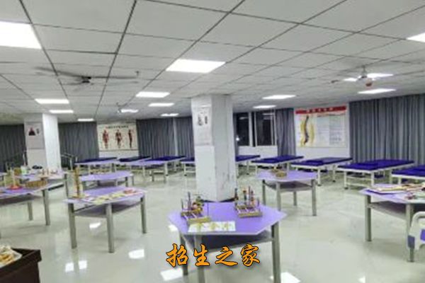 重庆市现代技工学校相册图集